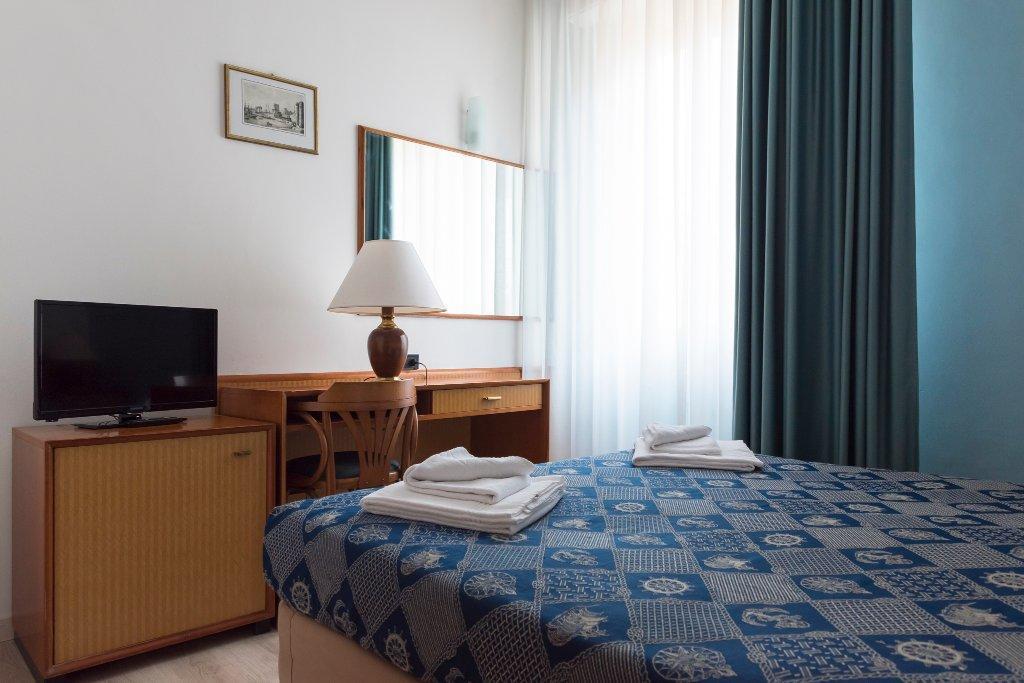 Hotel Marittima Rimini Luaran gambar